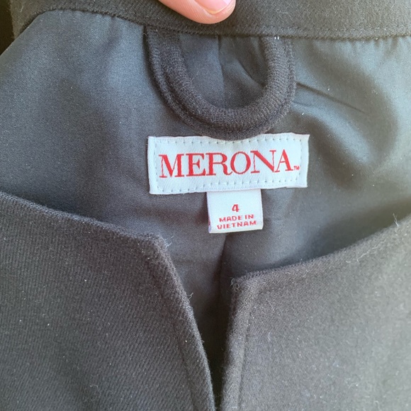 Long Vest - Picture 5 of 5